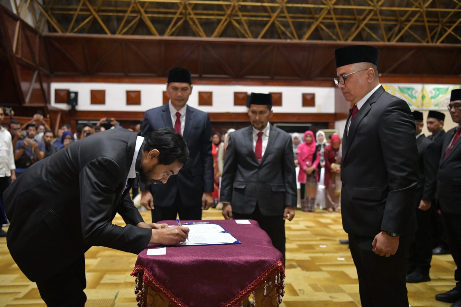 Daftar Pejabat
