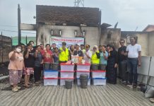 YPKM Bersama Mitra Hong Kong Salurkan Bantuan untuk Korban Kebakaran di Lhokseumawe