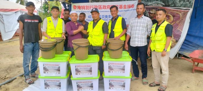 Korban Dampak Banjir di Aceh Timur Terima Bantuan dari Hong Kong